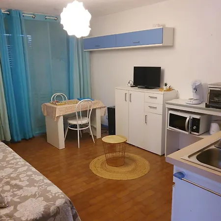 Agreable Studio Cabine - Piscine - Parking - Proche Plage Richelieu Agde Exterior photo