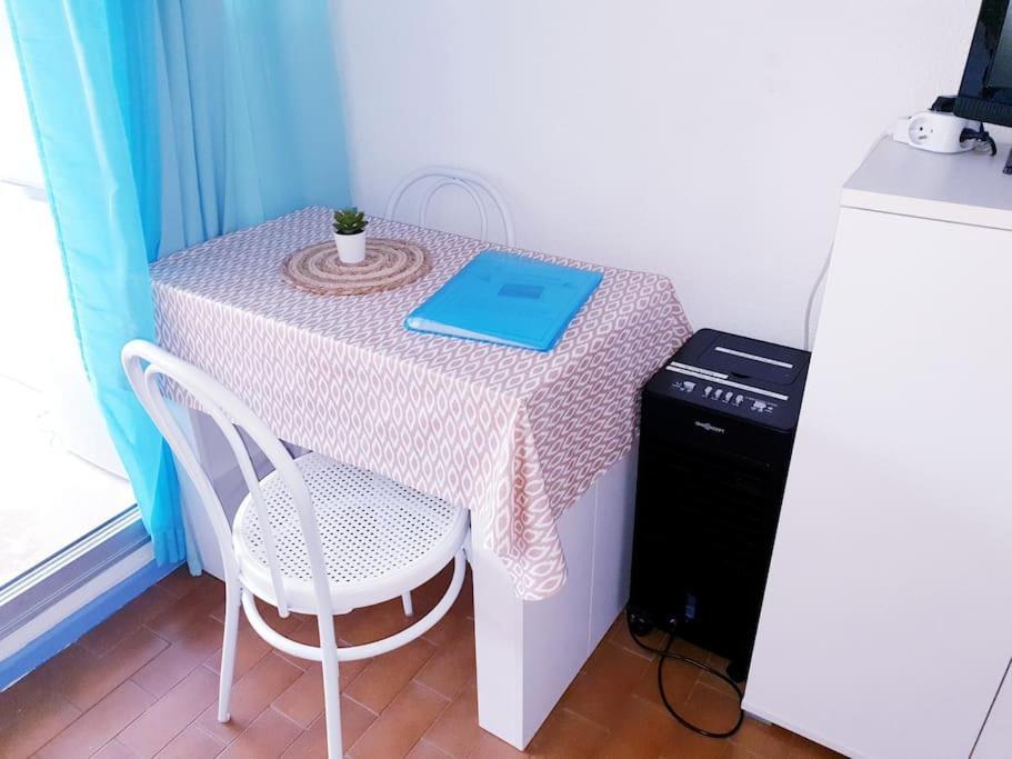 Apartment Agreable - Piscine - Parking - Proche Richelieu