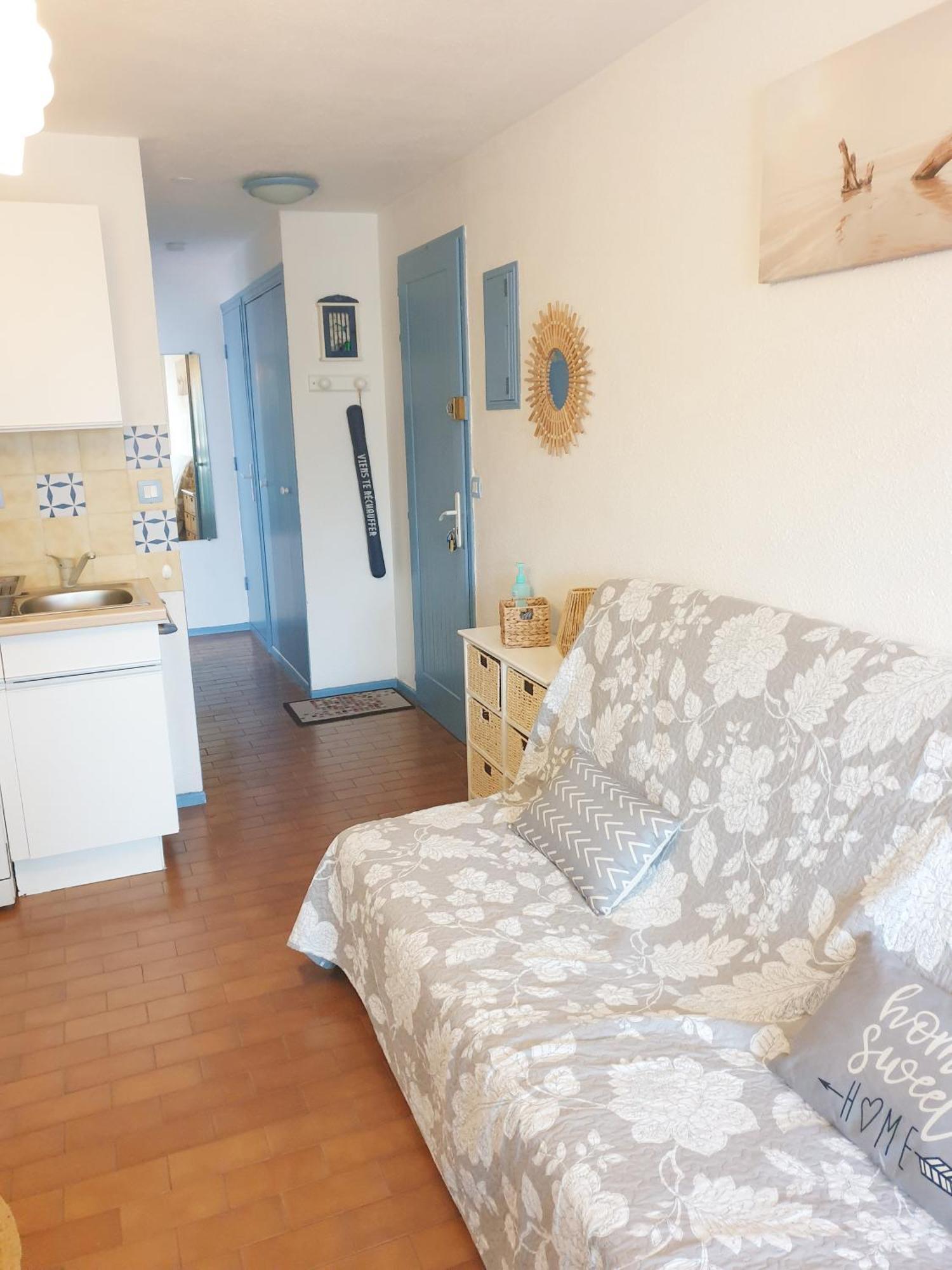 Agreable - Piscine - Parking - Proche Richelieu Apartment